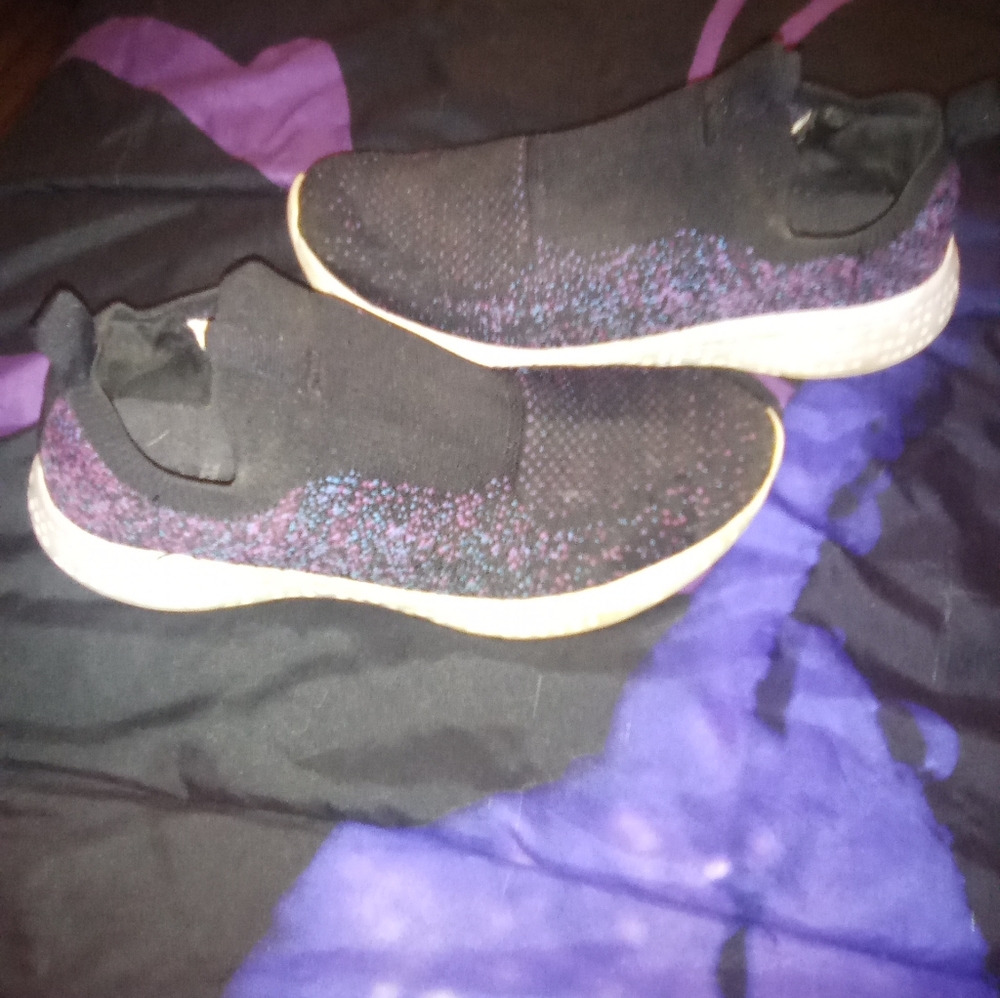 Women's avia shoes